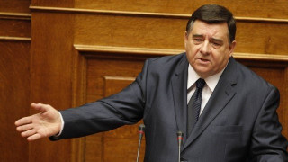 Τους τέσσερις νέους καναλάρχες «ανακοίνωσε» ο Καρατζαφέρης