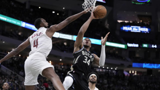 ΝΒΑ: Οι Καβς πολύ σκληροί για τους Μπακς