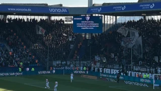 Μπόχουμ - Άιντραχτ Φρανκφούρτης: Καθυστέρηση 50 λεπτών στη σέντρα λόγω... πανό στις εξόδους κινδύνου