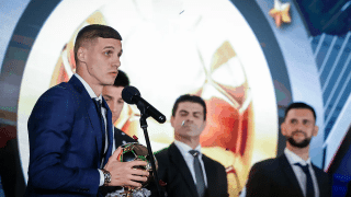 Νο 1 και πάλι: Ο Ντεσπόντοφ ισοφάρισε τον Στόιτσκοφ-«Ευχαριστώ τον ΠΑΟΚ»