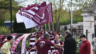 ΑΕΛ: Πλήθος κόσμου στο Αλκαζάρ αποθέωσε τους πρωταθλητές