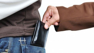Σπείρα έκλεψε δεκάδες πορτοφόλια από επιβάτες λεωφορείων του ΟΑΣΘ