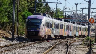 Χαλκίδα: Φορτηγό παραβίασε διάβαση και συγκρούστηκε με συρμό του Προαστιακού