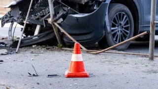 Μαγνησία: Νεκρή 20χρονη σε τροχαίο- «Χαροπαλεύουν» οι γονείς της