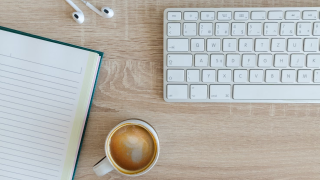 Coffee badging: Ποια είναι η συνήθεια που επηρεάζει τις επιχειρήσεις