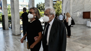 Πέθανε ο Πέτρος Μολυβιάτης