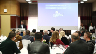 Το μεταίχμιο της SL2