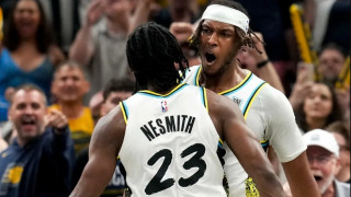 ΝΒΑ: Τρομεροί Πέισερς στρίμωξαν στα σχοινιά τους Καβαλίερς