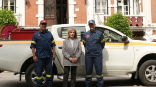 Περιφέρεια Κεντρικής Μακεδονίας: Παρέδωσε όχημα με πυροσβεστικό εξοπλισμό στη 2η ΕΜΑΚ