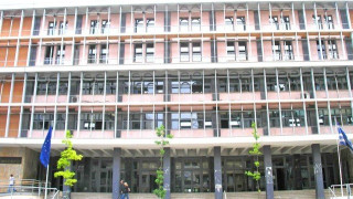 Αναβλήθηκε πλειστηριασμός κατοικίας στη Θεσσαλονίκη (BINTEO)