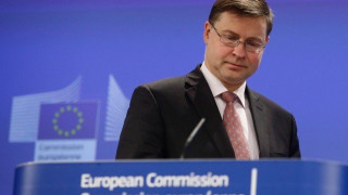 Ντομπρόβσκις: «Ο λαϊκισμός του ΣΥΡΙΖΑ έκανε σκληρότερη τη λιτότητα!»