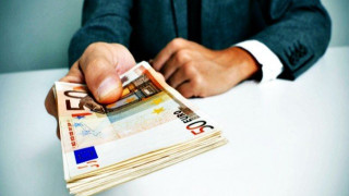 «Έρχεται» η πρώτη πληρωμή του Κοινωνικού Εισοδήματος Αλληλεγγύης