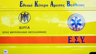 Θεσσαλονίκη: ΙΧ συγκρούστηκε την ίδια ημέρα με λεωφορείο και σταθμευμένα