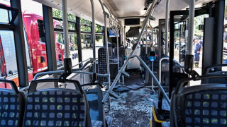 Βούλα-Η στιγμή της σύγκρουσης των δύο λεωφορείων: Στιγμές πανικού και ουρλιαχτά
