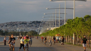 Έκθεση φωτογραφίας  από αύριο        στη Νέα Παραλία