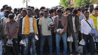 Τι προβλέπει η αναστολή ασύλου: «Η Ελλάδα δεν είναι ευπρόσδεκτη χώρα για παράνομους μετανάστες»
