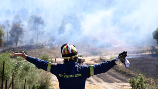 «Κραυγή» πυροσβεστών για το επίδομα επικινδυνότητας σε...εργαζομένους της Βουλής