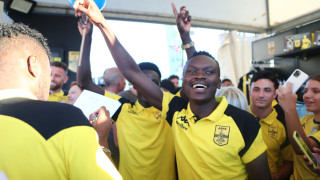 Άρης: Πληρώνει για να αγοράζει και να... διώχνει