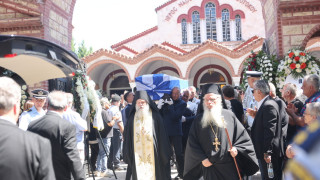 Απόστολος Βεσυρόπουλος-Ο συγκινητικός επικήδειος Μητσοτάκη: «Ψηλέ, θα μας λείψεις!»