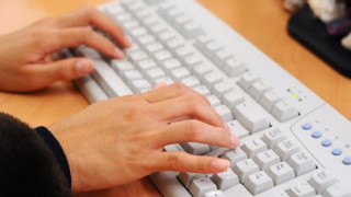 Φόρο σε εισοδήματα από το Airbnb μελετά το Υπουργείο Οικονομικών