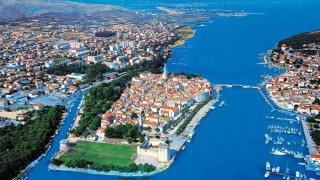 Καστέλα-Κροατία: Στο «στολίδι» της Δαλματίας (pics)