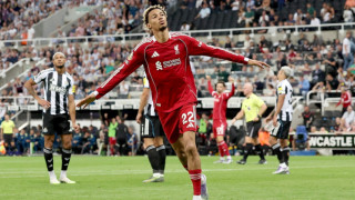 Λίβερπουλ: Εννέα μήνες εκτός δράσης ο Εκιτικέ