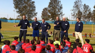 «Δημήτριος Βικέλας»: Μαθήματα ποδοσφαιρικής κουλτούρας με δασκάλους τους Legends 2004