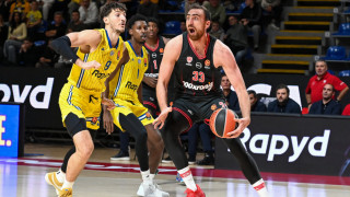 Απίστευτη ανατροπή από τον Ολυμπιακό κόντρα στη Μακάμπι και διπλό στο Βελιγράδι