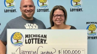 Κέρδισε 100.000 δολάρια με αριθμούς που της πρότεινε το... ChatGPT