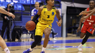 Τζόουνς: «Δεν είμαστε σε θέση να χαλαρώνουμε»