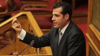 Βελτιώνεται η κατάσταση του Θάνου Πλεύρη - Νέο ιατρικό ανακοινωθέν