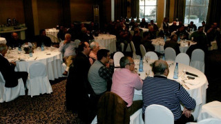 Οι ΠΑΟΚτσήδικες παρουσίες στην συγκέντρωση της αντιπολίτευσης