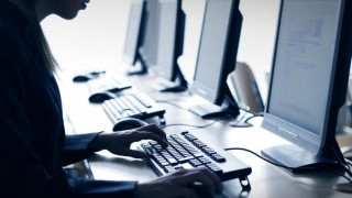 Το 50% του παγκόσμιου πληθυσμού δεν χρησιμοποιεί Ίντερνετ λόγω κόστους