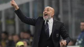 Οπαδοί Νάπολι: «Αχάριστος ο Σπαλέτι»