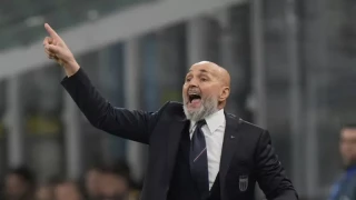 «Tρίζει» η καρέκλα του Σπαλέτι στη Γιουβέντους