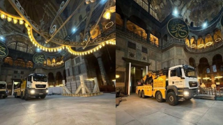 Και... φορτηγά στην Αγιά Σοφιά: Αντιδράσεις στα τουρκικά ΜΜΕ