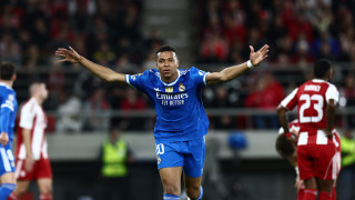 Ο Ολυμπιακός κοίταξε στα μάτια τη Ρεάλ, αλλά δεν μπόρεσε να σταματήσει τον εξωγήινο Μπαπέ