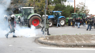 Έσπασε το μπλόκο στα Πράσινα Φανάρια: Ποιοι αγρότες αποχώρησαν-Πού στήνουν νέο μπλόκο