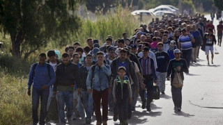 Διακινητές    εγκατέλειψαν  50 μετανάστες στο Σέιχ Σου