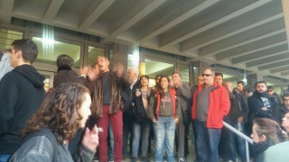 Θεσσαλονίκη: Αναβλήθηκαν πέντε ακόμη πλειστηριασμοί (ΒΙΝΤΕΟ)