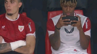 Αθλέτικ Μπιλμπάο: Ο Νίκο Γουίλιαμς κοιτούσε στο κινητό αντί να παρακολουθήσει το παιχνίδι κόντρα στην Μπαρτσελόνα