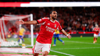 Παυλίδης λαμπρός οδηγεί την Μπενφίκα: Νέο χατ-τρικ από τον Έλληνα φορ