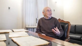 "Έφυγε" ο θησαυρός της γνώσης