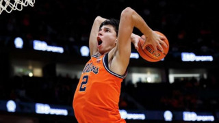 Εντυπωσιακός Αντρέι Στογιάκοβιτς στη νίκη του Ιλινόις