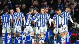 Η Σοσιεδάδ «φρέναρε» την Μπαρτσελόνα και έβαλε φωτιά στη μάχη τίτλου