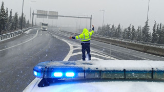Χιόνια στη Θεσσαλονίκη: Κλειστός ο δρόμος Χορτιάτη – Αγ. Βασιλείου