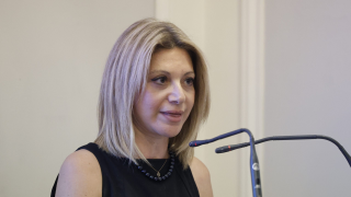 Πολιτικό...«πάντρεμα» Καρυστιανού και Ντε Γκρες βλέπει ο Καραχάλιος