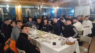 Κεραυνός Κολχικού: Αντάλλαξαν ευχές-Οικογενειακό κλίμα