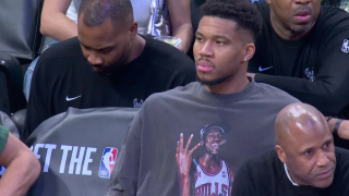 Τι απεικονίζει η μπλούζα του Αντετοκούνμπο με τη μορφή του Τζόρνταν