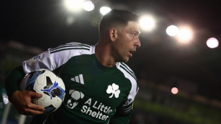 «Ομπρέλα» Μπαντή σε Μπακασέτα: «Μάθημα για όλους»